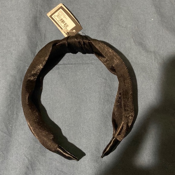 Garage Headband - Picture 1 of 2